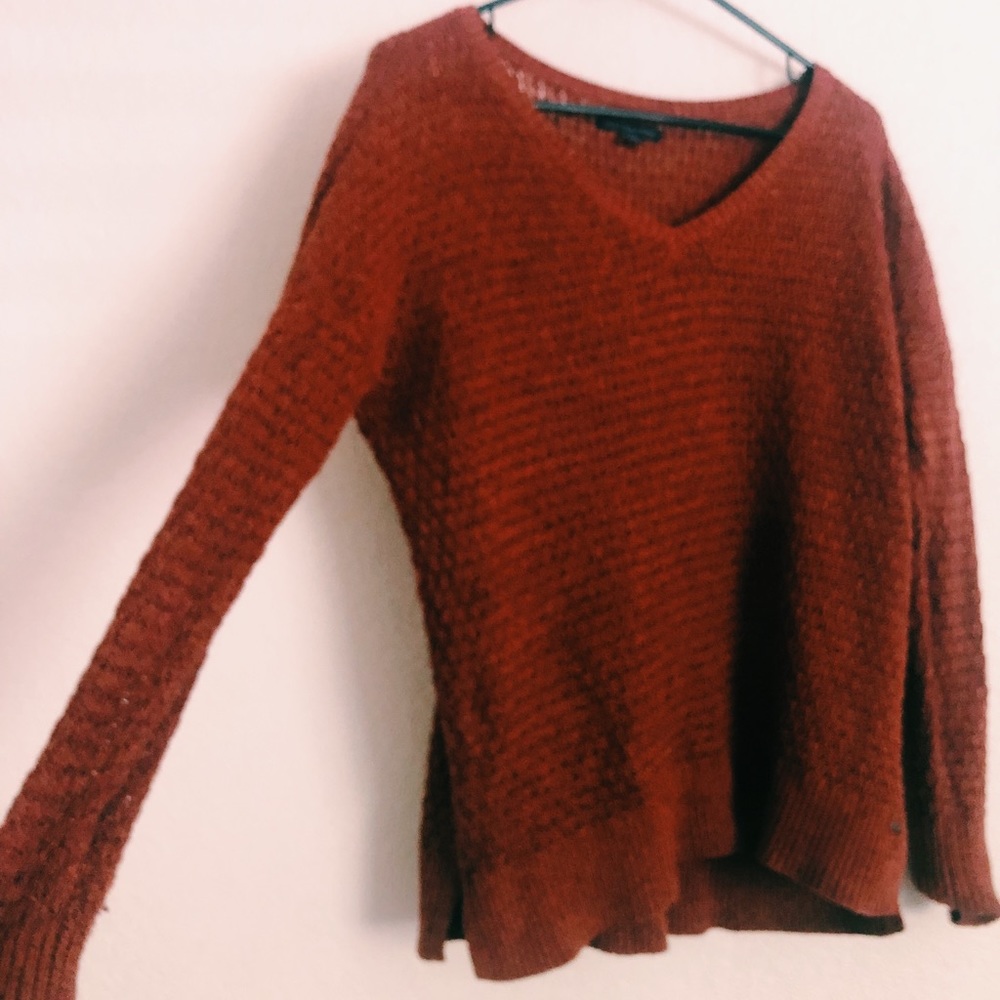 American eagle sweater